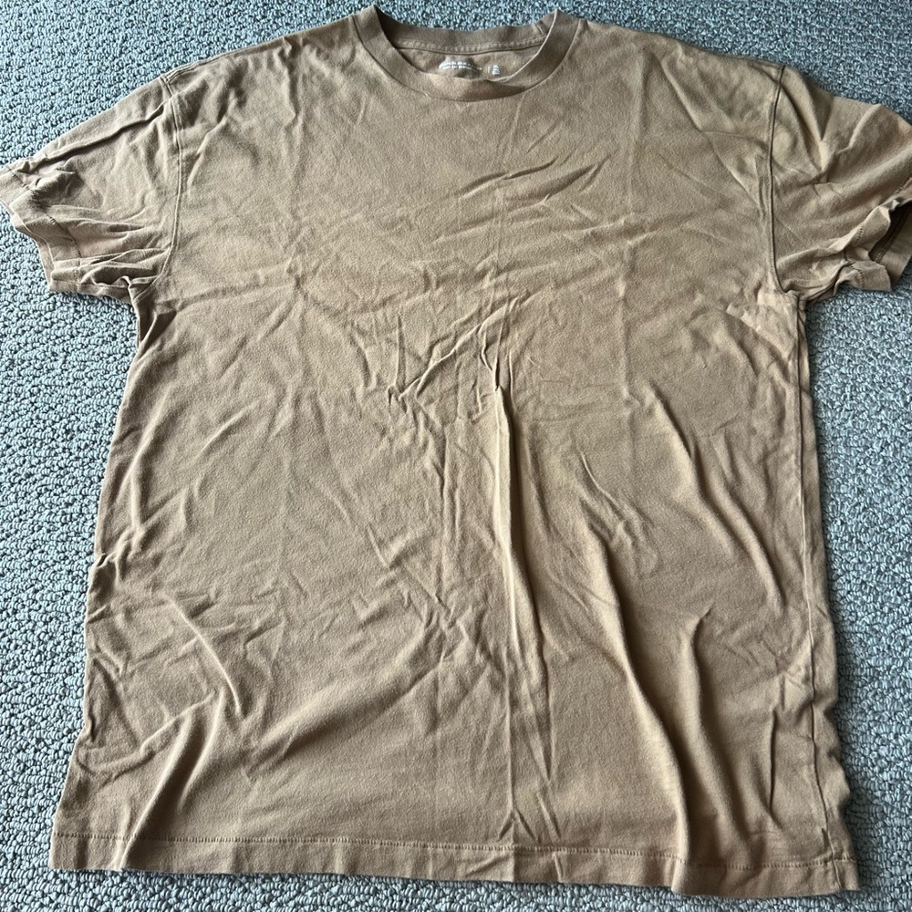 Abercrombie & Fitch tan brown essential t shirt XL good condition